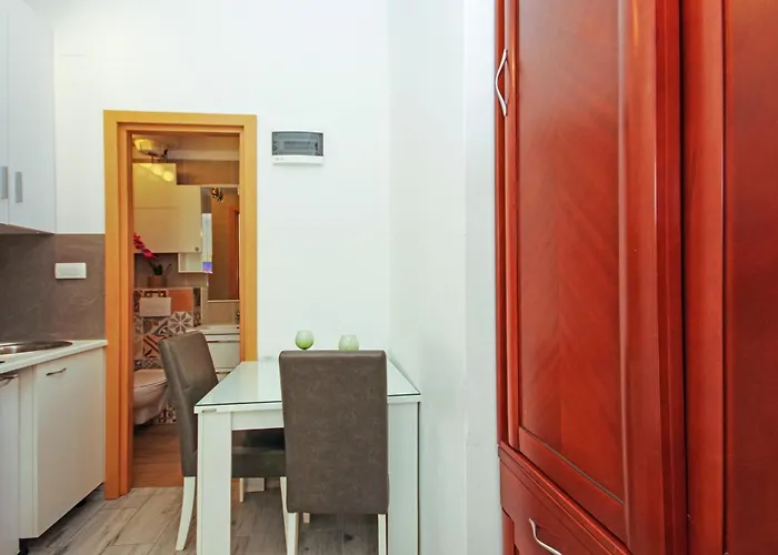 Apartment Campus Split