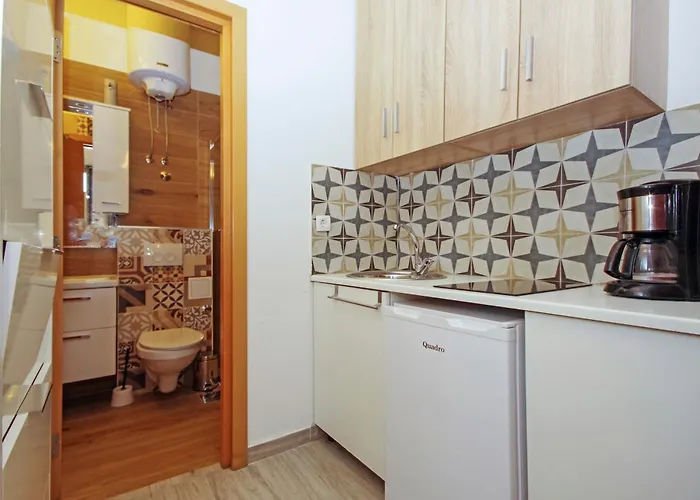 Apartment Campus Split